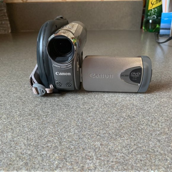 Canon Other - BRAND NEW CANON DC330 CAMCORDER *CASE INCLUDED*